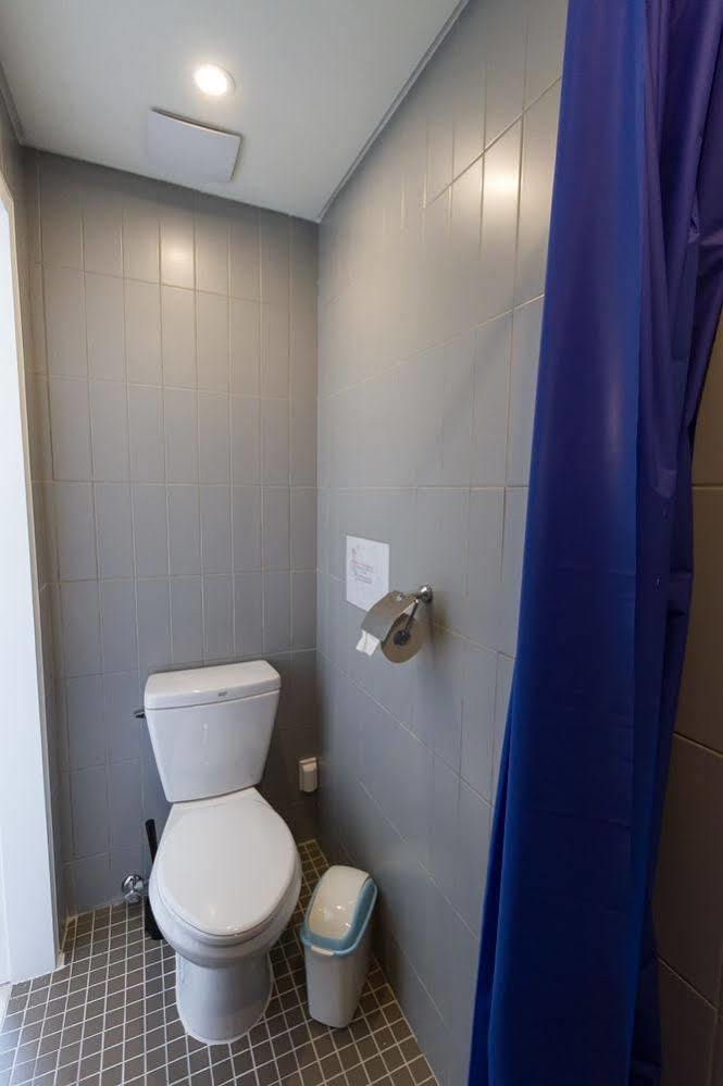 Inside Busan Hostal Exterior foto