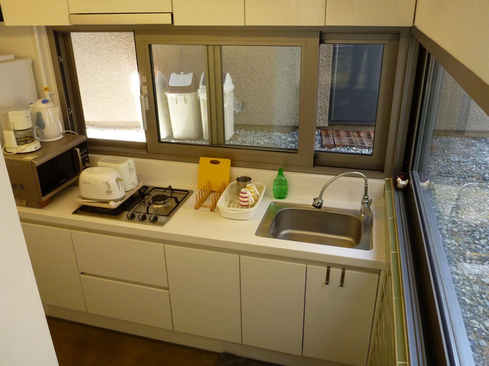 Inside Busan Hostal Exterior foto